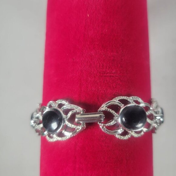 Vintage Sarah Coventry Feminine Classic Silver-Tone Black Cabochon Bracelet - Picture 2 of 3